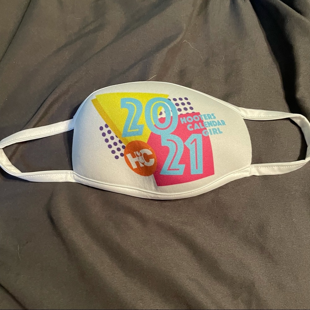 Brand new Hooters Calendar Girl Face Mask